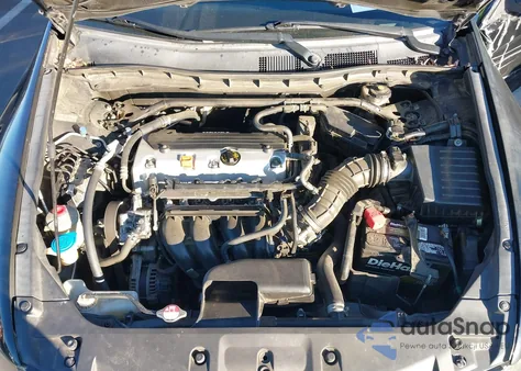 2011 Honda Accord 2.4 Ex from USA, damaged, VIN 1HGCP2F77BA130185